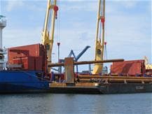 Handling and transport of all the materials for the Tulapier, 2017